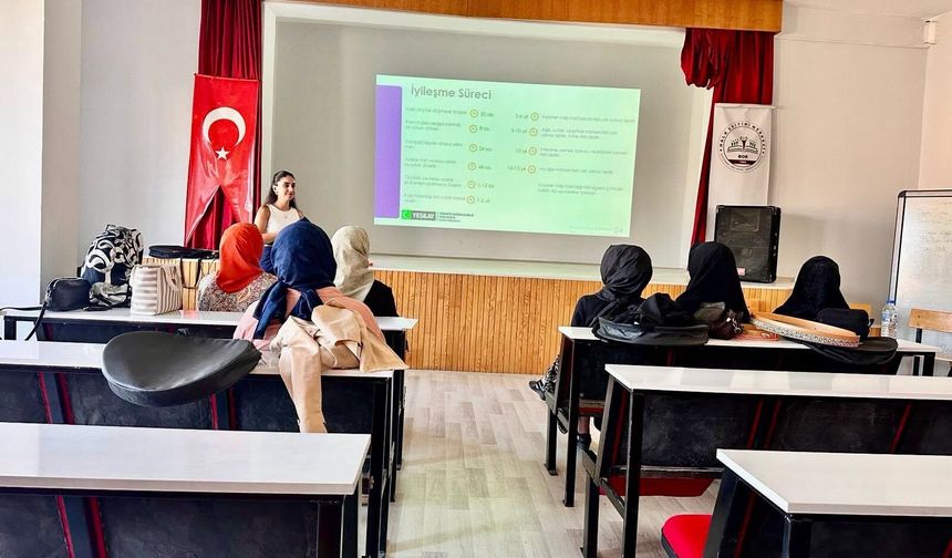 Bor’da kursiyerlere tütün bağımlılığı eğitimi verildi