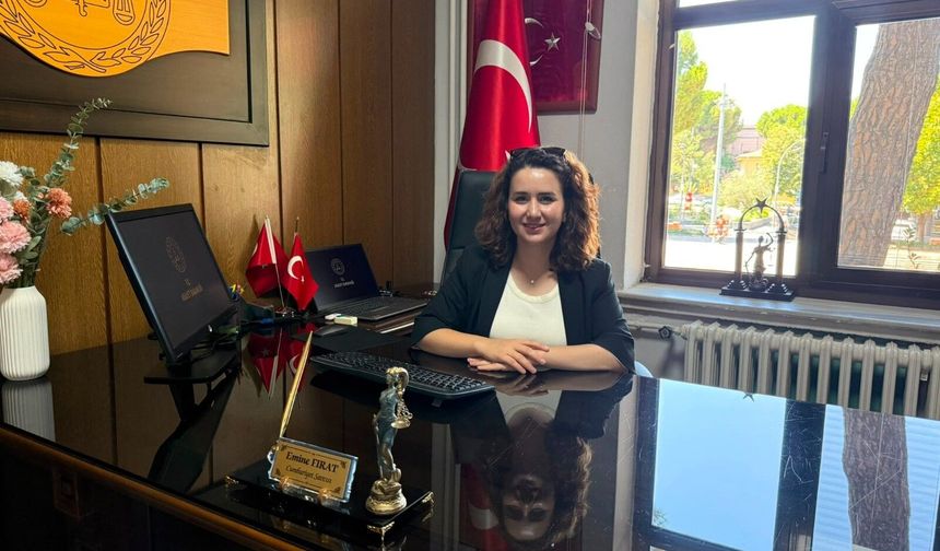 Niğdeli Cumhuriyet Savcısı Emine Fırat, Gördes'te görevine başladı