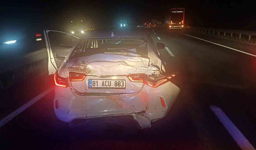 Alkollü tır sürücüsü otomobile arkadan çarptı, 3 yaralı