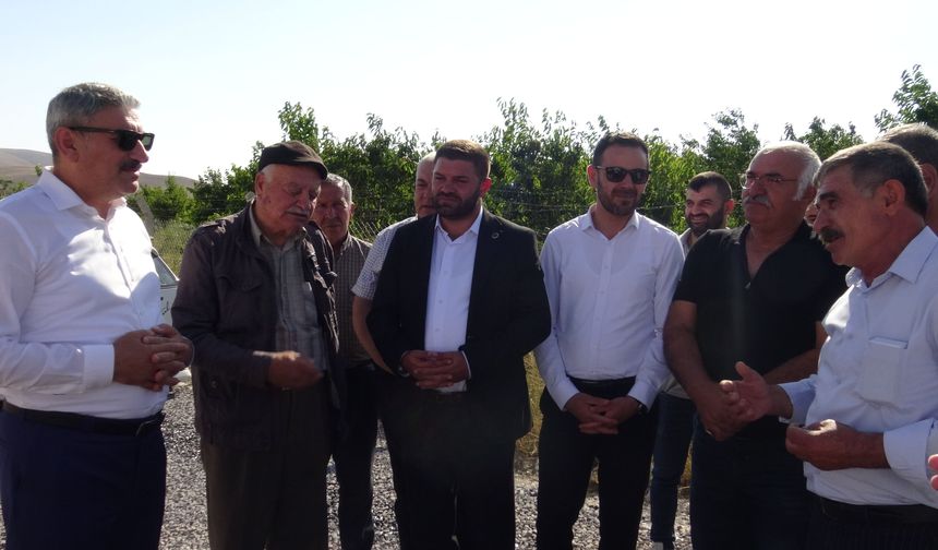 Vekil Uzkurt, Tumlu Yaylası’nda kiraz hasadına katıldı