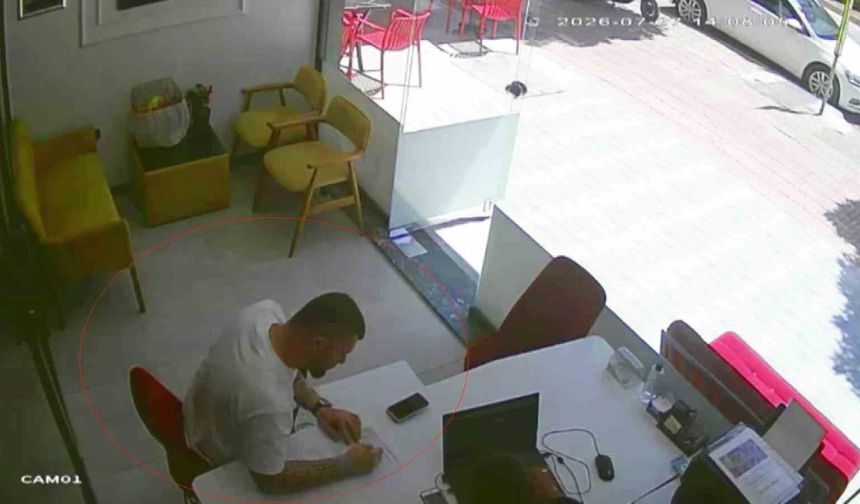 Kiraladığı aracın GPS'sini söküp ortadan kayboldu