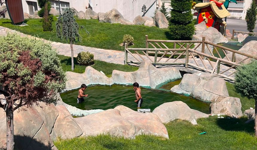 Sıcaklık arttı, Niğde’de çocuklar yasağa aldırmadı