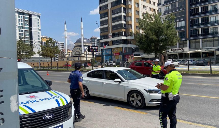Niğde'de ihlaller cezasız kalmadı: Bin 510 sürücüye ceza