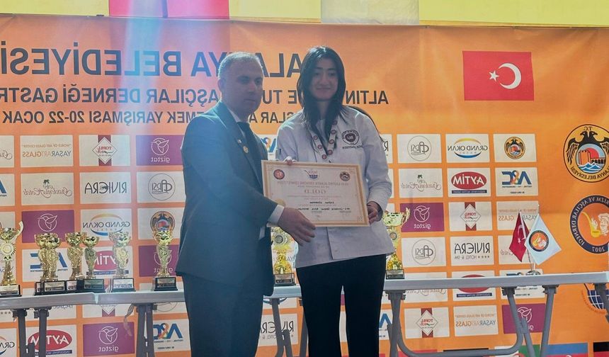 Niğdeli genç şef, Gastro Antalya’da altın madalya kazandı