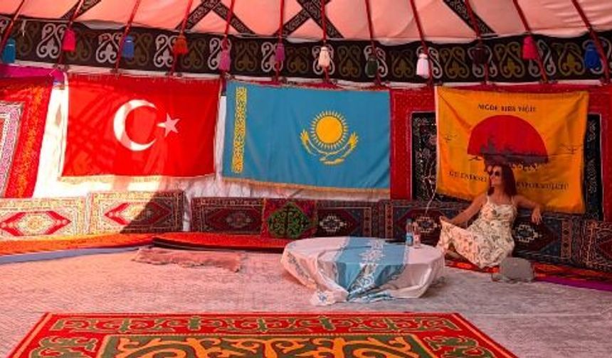 Altay Köyü ziyaretçilerin ilgi odağı olmaya devam ediyor