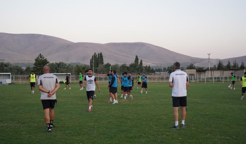 Niğde Belediyespor, Adanaspor maçı öncesi Erciyes’te kampa giriyor