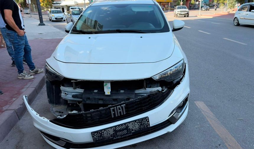 Niğde’de trafik kazası: 3 araç birbirine girdi