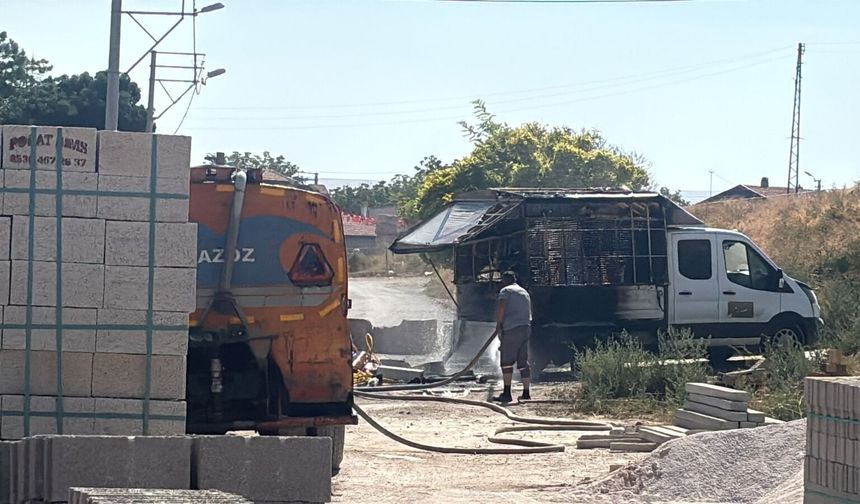 Kemerhisar’da doğalgaz patlaması