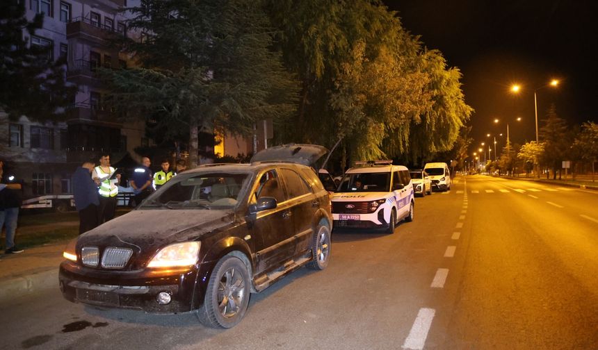 Polisin şüphe üzerine durdurduğu araçtan cin*yet şüphelileri çıktı