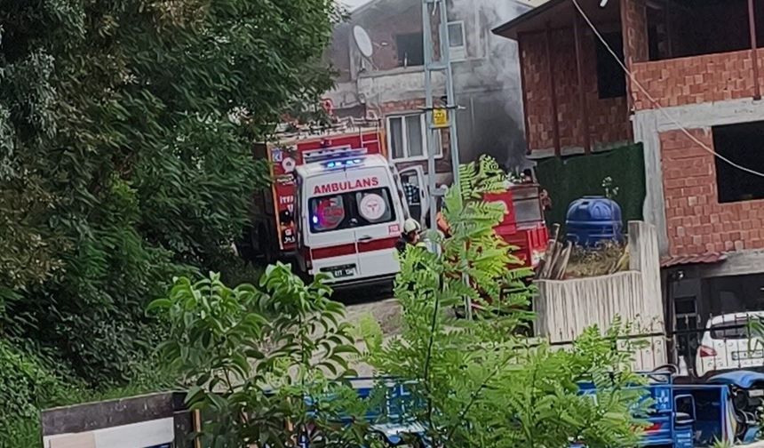 Müstakil evde yangın: 1 öl*ü