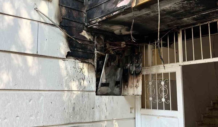 Düğün salonunda elektrik kabloları yandı, pano patladı