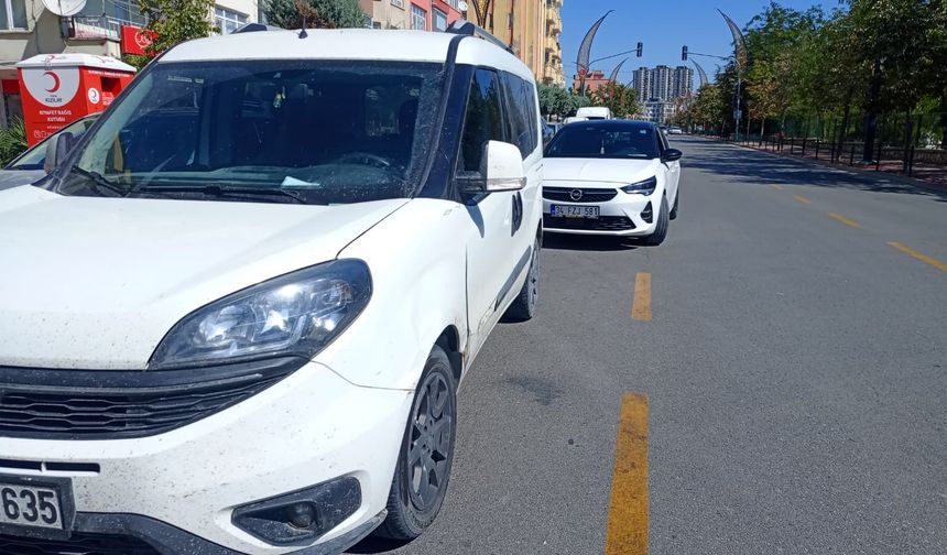 Niğde’de iki araç çarpıştı