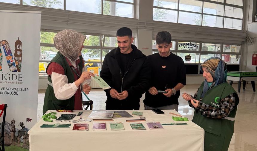 Niğde’de üniversite öğrencileri stantlarla karşılandı