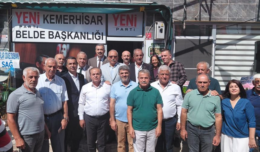 Kemerhisar’da Yeni Parti’nin yeni teşkilat binası açıldı