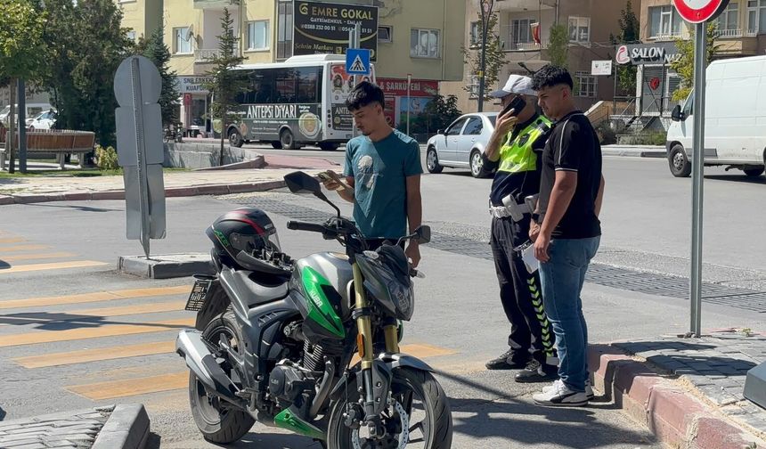 Niğde’de plakasız motosiklete ceza uygulandı