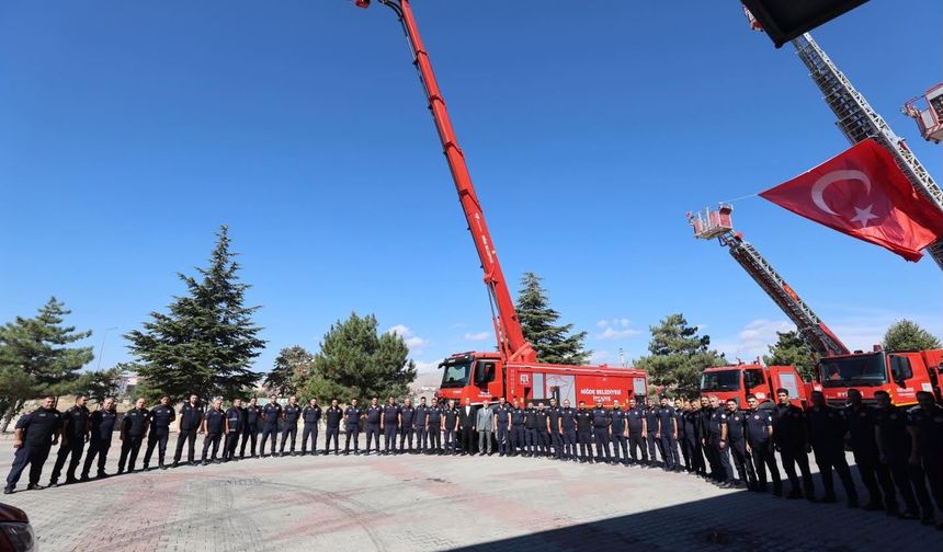 Başkan Özdemir itfaiye personeliyle bir araya geldi