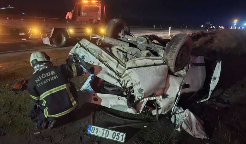 Niğde’de otomobil takla attı: 2 yaralı