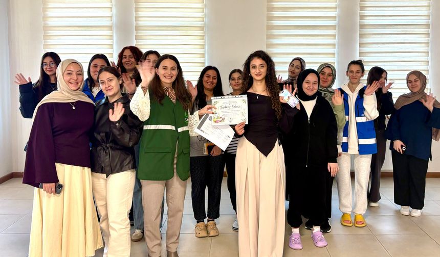 Niğde’de yurtlarda kalan öğrencilere bağımlılıkla mücadele eğitimi