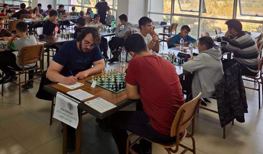 Niğde’de 29 Ekim satranç turnuvası sona erdi