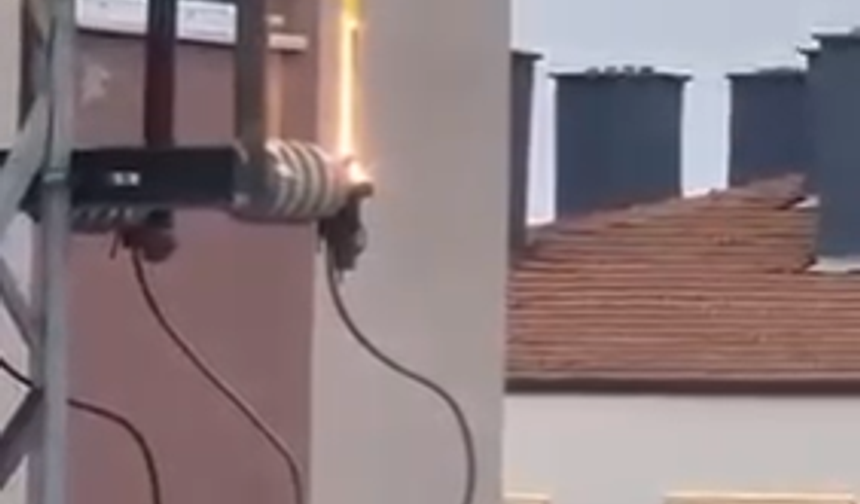 Niğde’de trafodan çıkan kıvılcımlar paniğe neden oldu