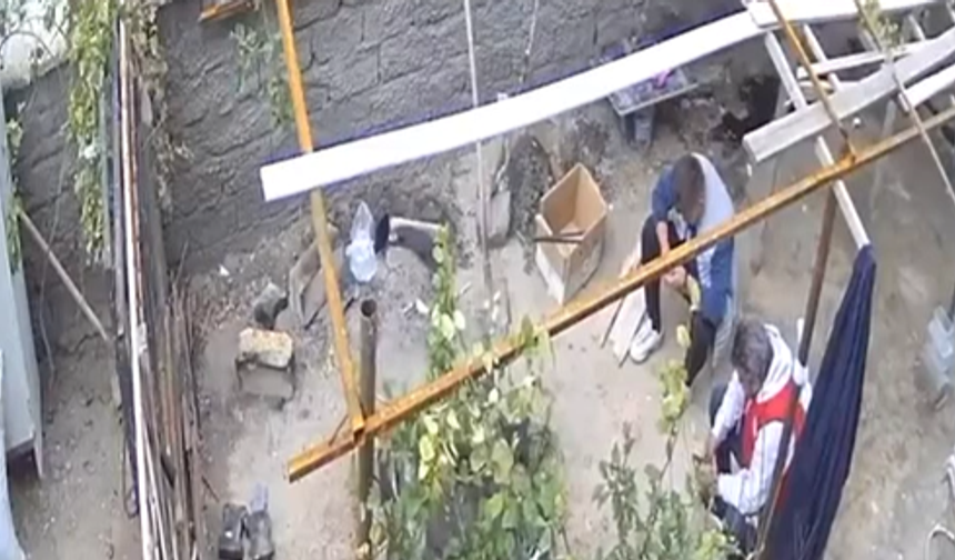 Niğde’de genç bahçede otururken ölümden döndü