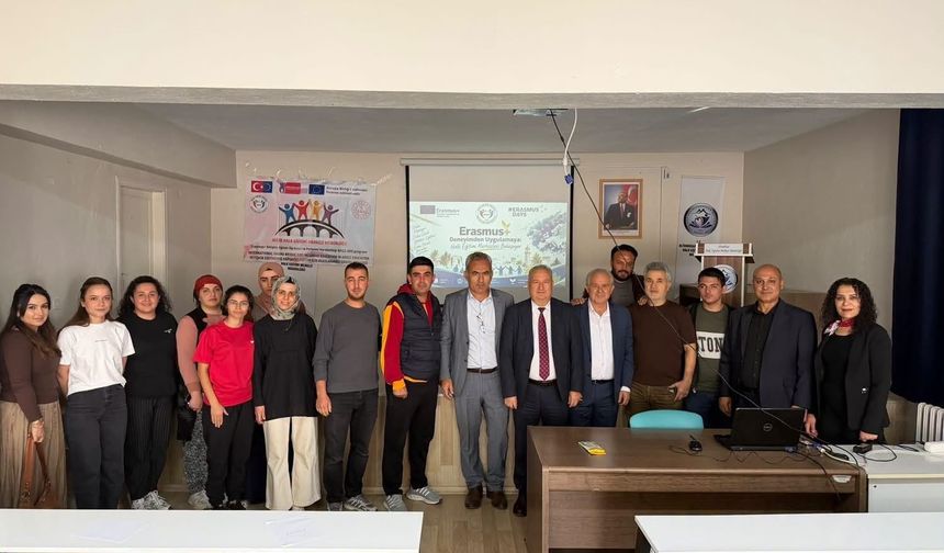 Erasmus+ deneyimleri Bor ve Altunhisar'da paylaşıldı