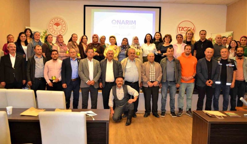 Kadın Çiftçiler, günlerinde üretimdeki güçlerini gösterdi