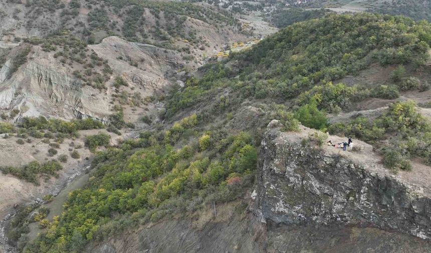 Dağda fenalaşan vatandaşı ekipler sağ buldu