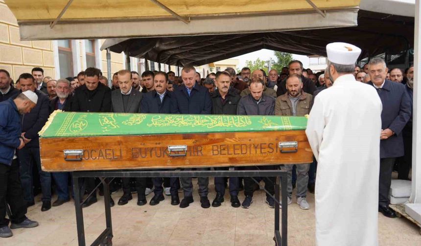 Sel sularına kapılan eski muhtar son yolculuğuna uğurlandı