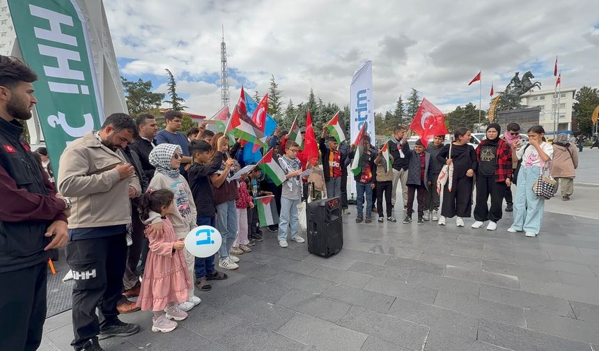 Niğde’de çocuklar Filistinli yaşıtları için çizdi