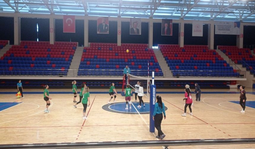 Niğde’de 4. Kamu Spor Oyunları devam ediyor