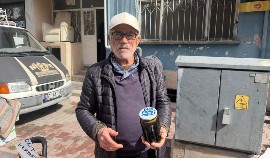 Niğde’de 80 yıllık ağacın bereketi kazanlarda kaynıyor