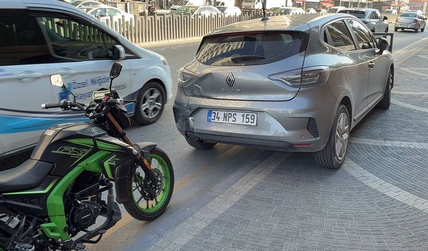 Niğde’de motosiklet otomobile arkadan çarptı: 1 yaralı