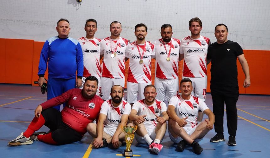 Niğde İl Özel İdaresi şampiyonluğunu korudu
