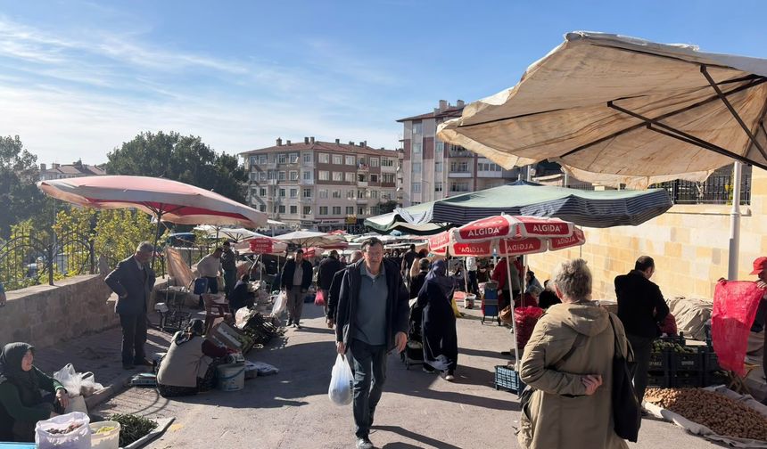 Niğde’de köylü pazarı o tarihte kapanıyor