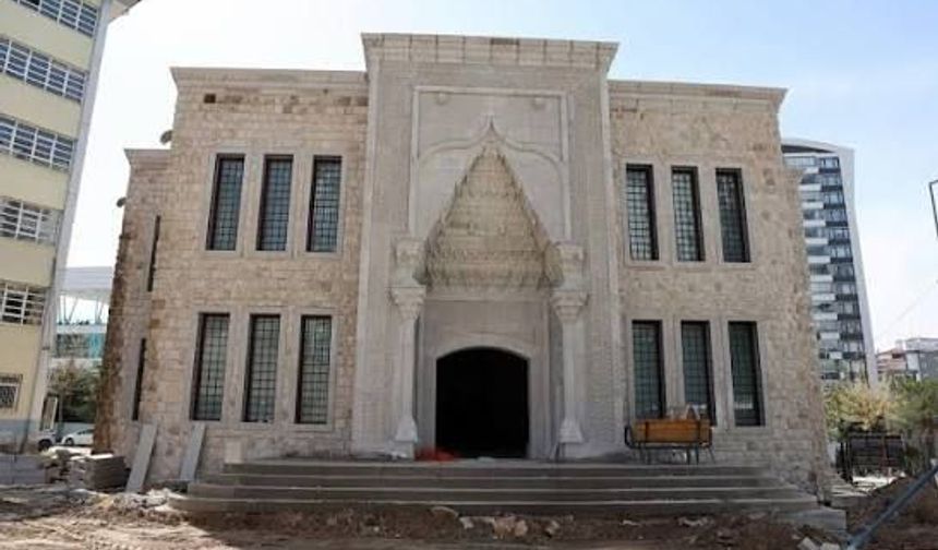 Niğde’de Şahnur Yaprak Camii ibadete açılıyor