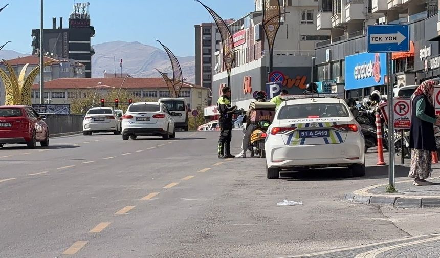 Niğde’de motosiklet sürücülerine denetim