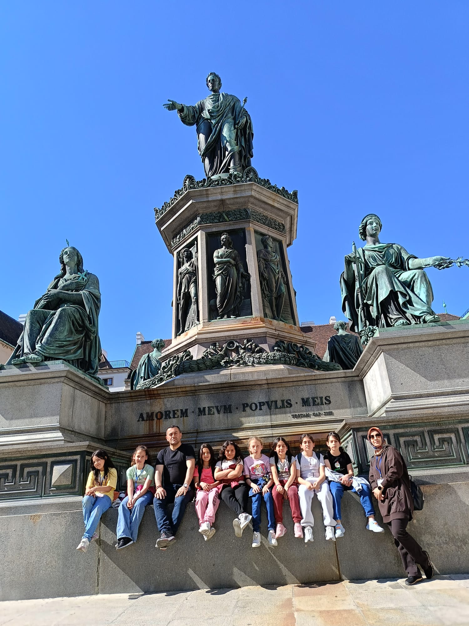 Whatsapp Image 2025 04 27 At 23.06.33 (1)