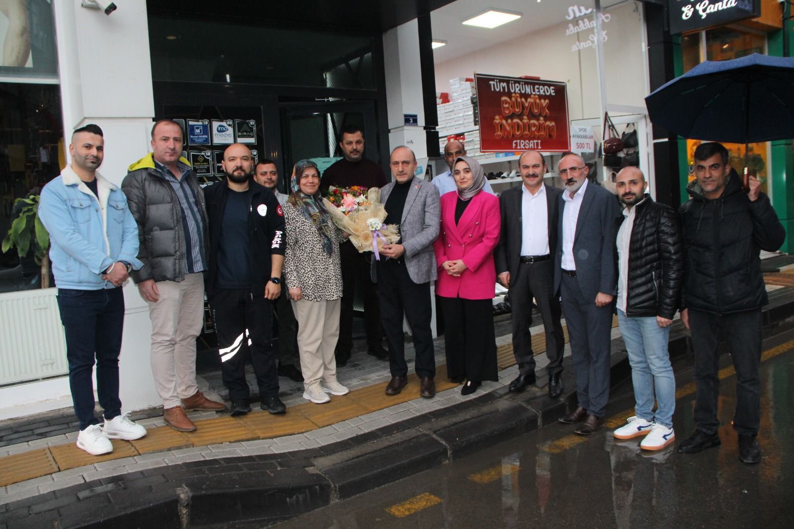 Öz Sağlık-İş Genel Başkanı Devlet Sert Niğde’den seslendi: “Şubemizin ve üyelerimizin her zaman yanındayız”