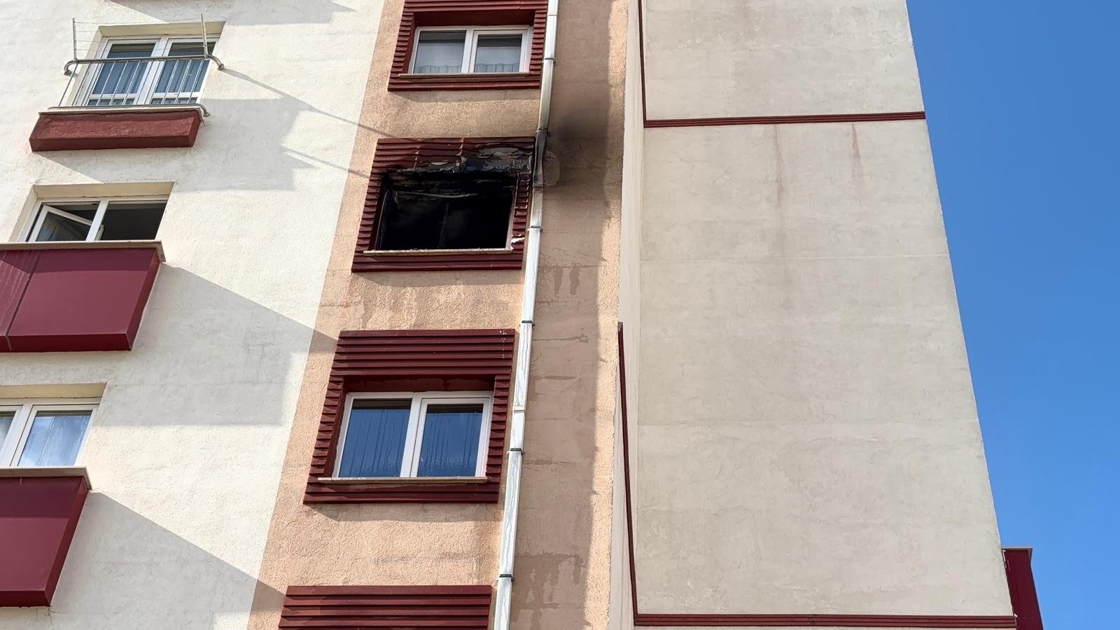 Niğde’de korkutan yangın: 4 kişi son anda kurtarıldı