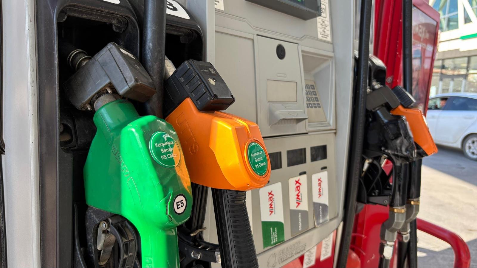 Motorine indirim: Fiyatlar gece yarısı düşüyor