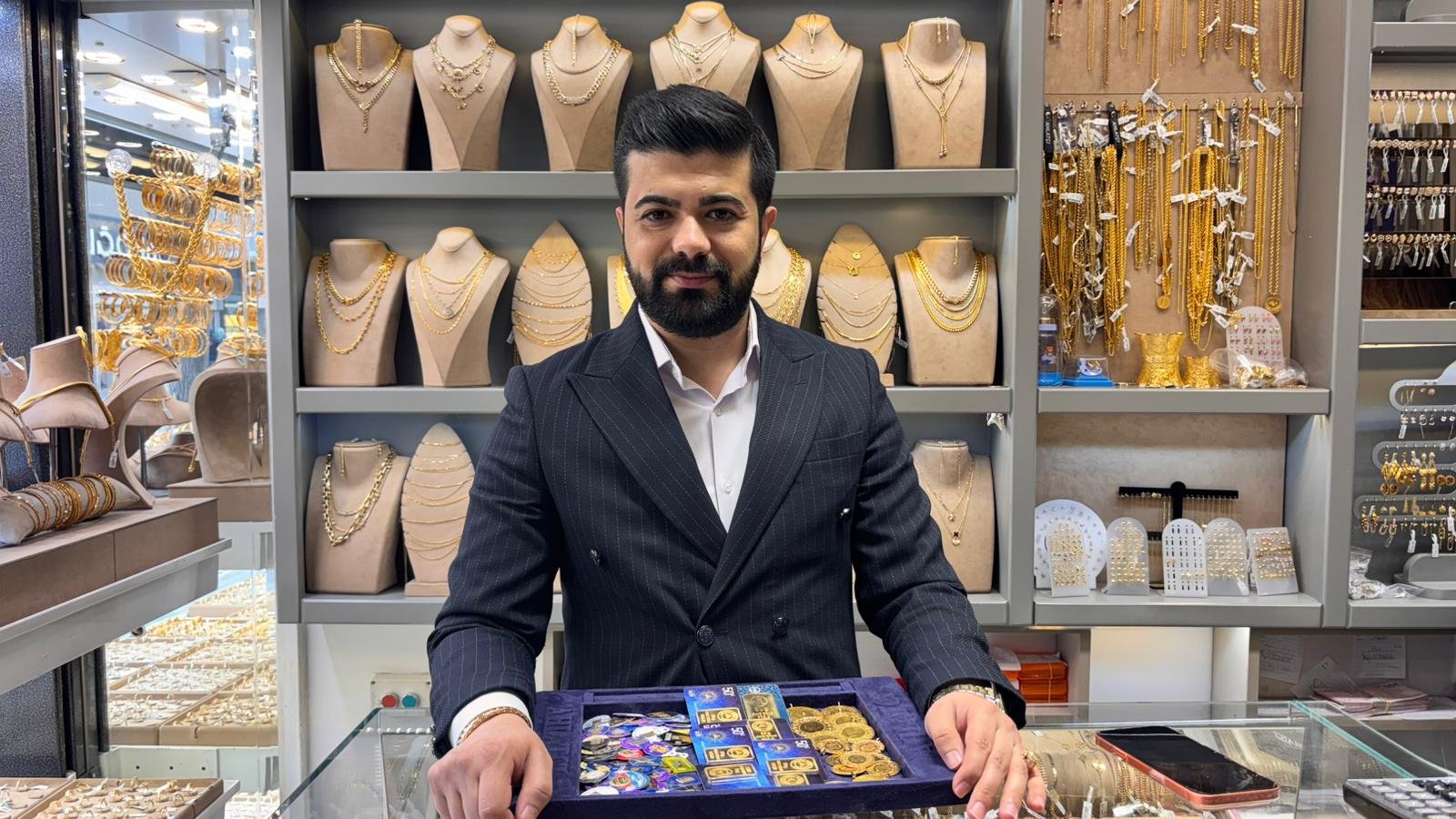 Altın haftaya nasıl başladı?