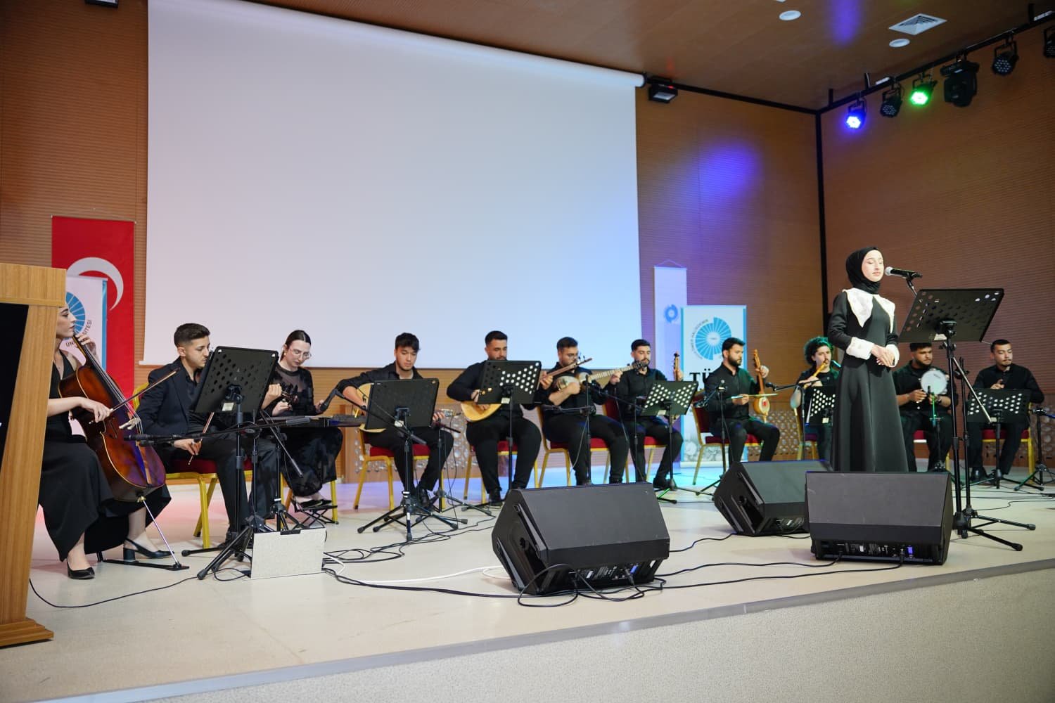 Niğde’de konservatuvar öğrencilerinden Azerbaycan Ezgileri konseri