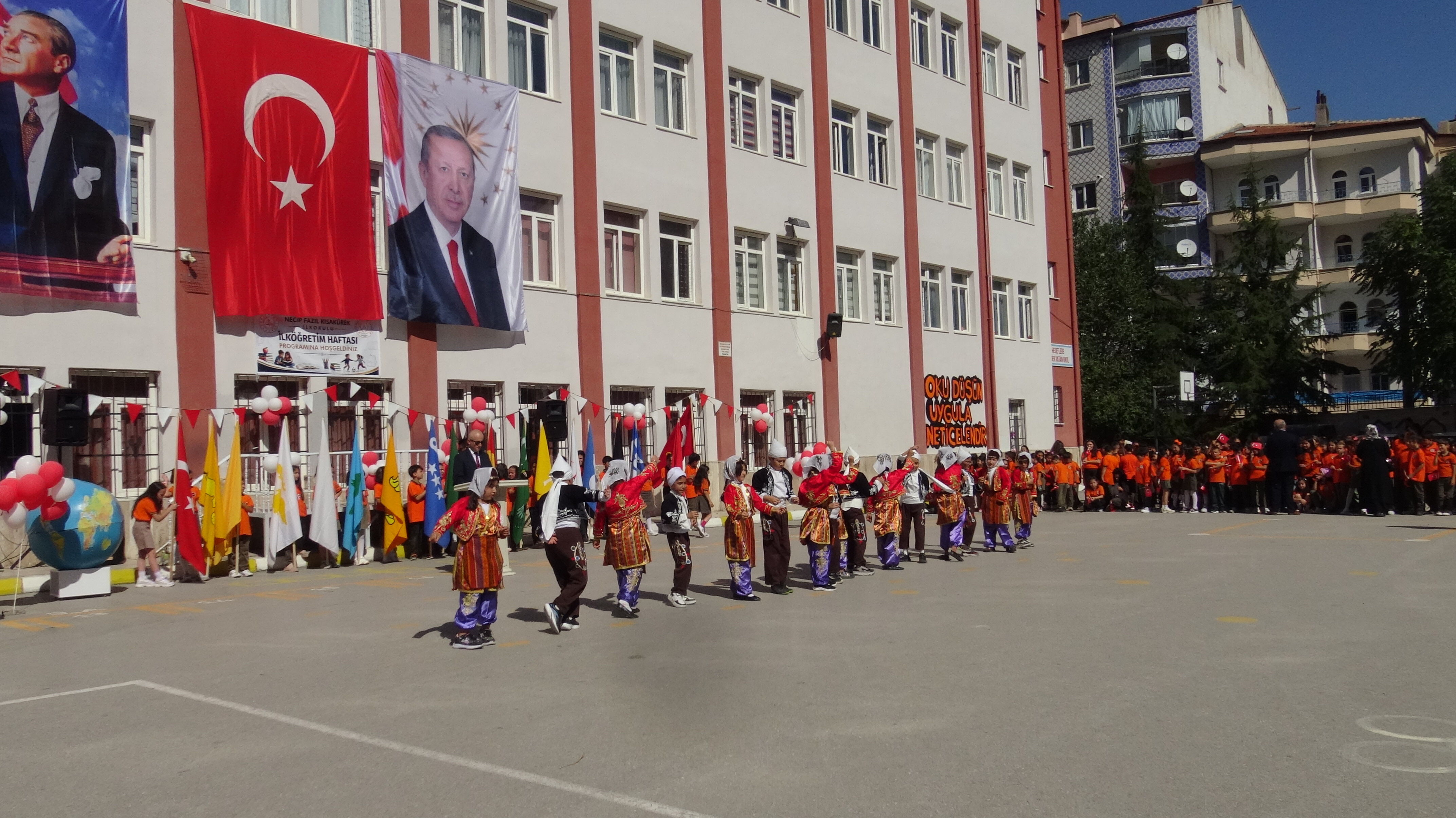 İlköğretim Haftası Niğde'de törenle kutlandı