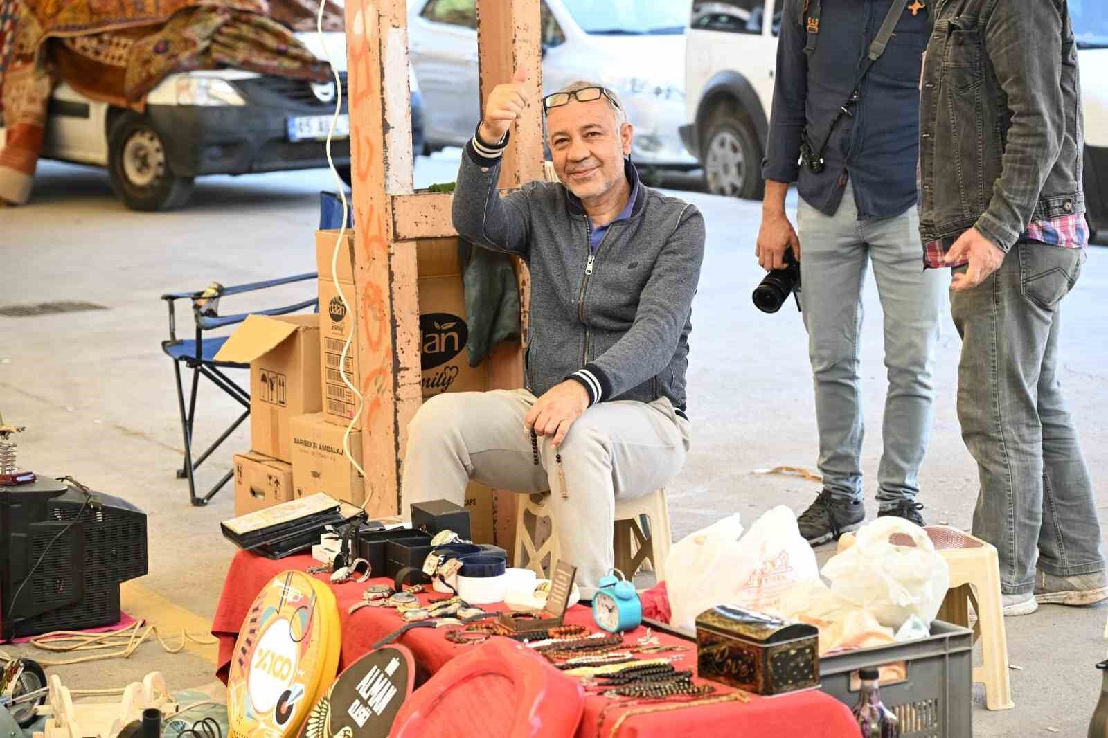 İkinci el eşya pazarı yeni yerinde vatandaşlarla buluşuyor