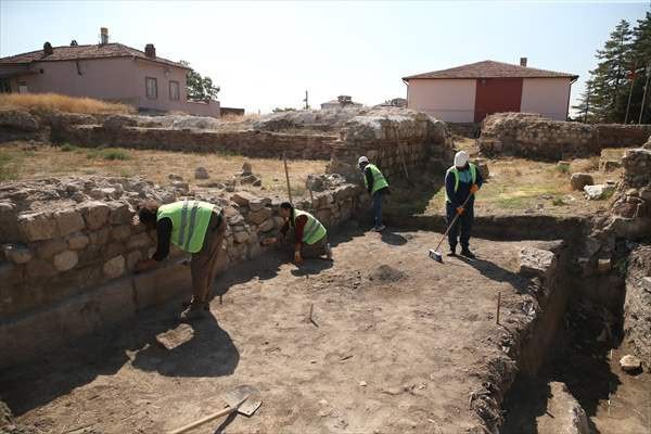 Roma Hamamı’nda 20 yıl sonra yeniden kazı başladı